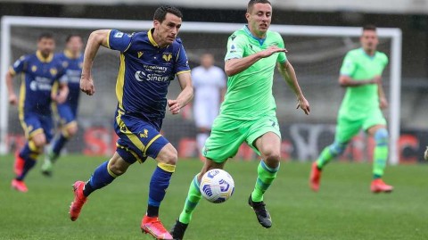 维罗纳城下的蓝鹰绝唱：回望二十二一季意甲第三十轮维罗纳与拉齐奥之战