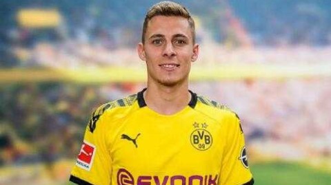 德甲转会风云：弟弟小阿扎尔抢先一步，落户多特蒙德