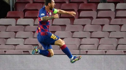 梅西天神下凡，巴萨击退那不勒斯挺进欧冠八强