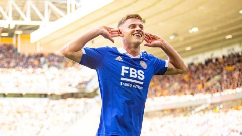 从莱斯特城到喜鹊军团：哈维巴恩斯的转会瞬间