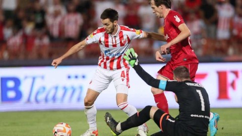 欧冠资格赛红星闪耀贝尔格莱德五球大胜埃里温凤凰