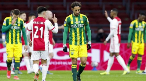 荷甲一边倒：阿贾克斯火力全开，五球狂胜海牙