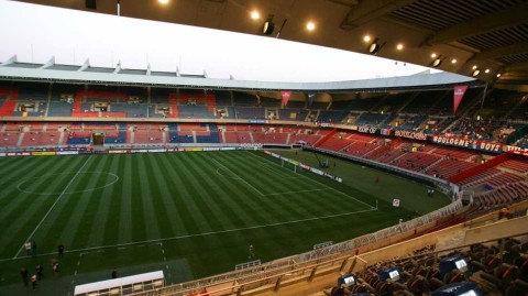 空场下的逆转绝唱：疫情之年巴黎与多特的欧冠生死记忆