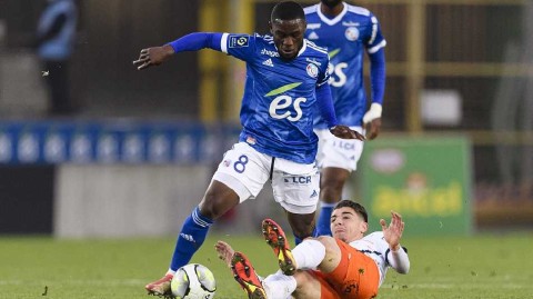 法甲绿茵烽火：斯特拉斯堡逆转蒙彼利埃全纪录