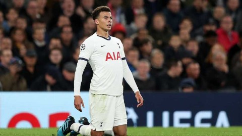 欧冠经典之夜：格纳布里大四喜，拜仁客场7-2横扫热刺