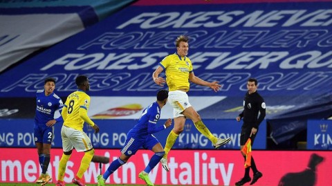 蓝狐大胜布莱顿，麦迪逊与瓦尔迪联袂献上视觉盛宴