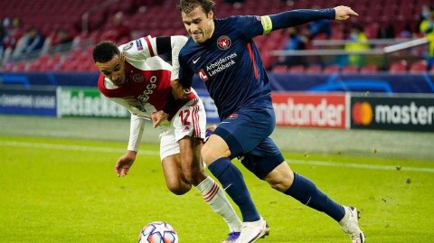 欧冠夜袭克敌，阿贾克斯青春风暴席卷中日德兰