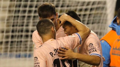 武磊国王杯梅开二度引爆深夜，中国球迷：进球我哭了