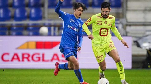 比利时杯经典战：根克大胜梅赫伦，进攻狂潮席卷赛场