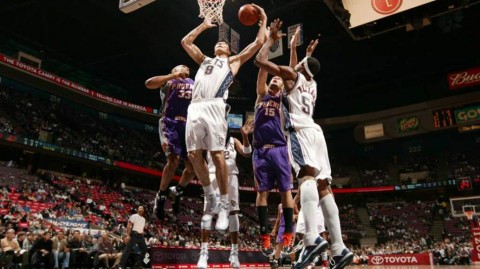 巅峰对决回眸：阿联战太阳经典战役深度解析