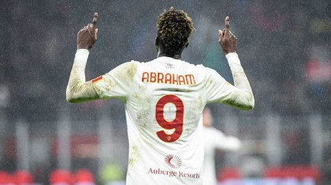 意甲巅峰对决：红黑军团与红狼的激情碰撞