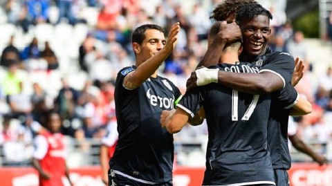 法甲日本德比南野拓实传射建功摩纳哥客胜十人兰斯