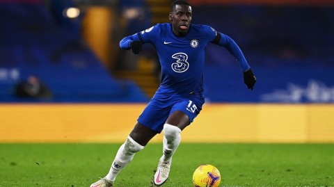 蓝月当空照斯坦福桥：德布劳内传射闪耀，曼城半场三球痛击切尔西