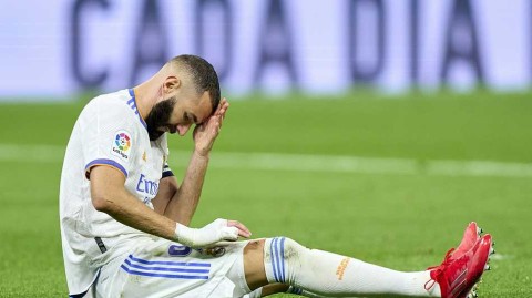 伯纳乌之夜星光黯淡，皇马零比零憾平黄潜，五连胜戛然而止