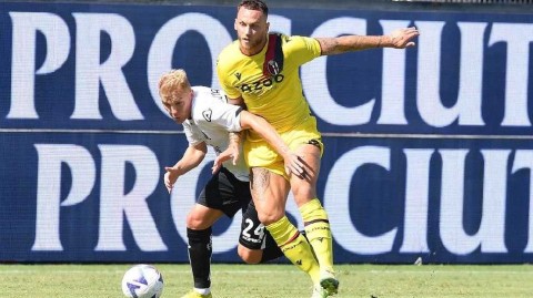 斯佩齐亚与博洛尼亚激情对决战成平局