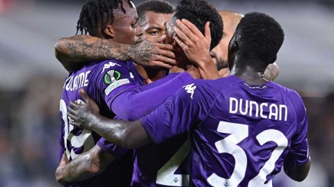 紫百合绽放欧协联赛场 大胜哈茨展现意甲雄风