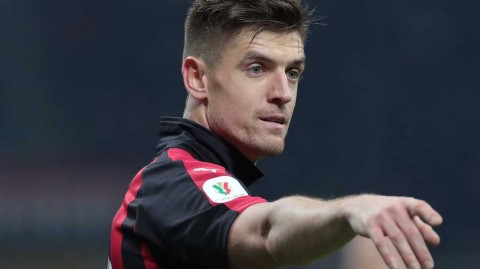 圣西罗的波兰枪手：皮亚特克双响征服那不勒斯，安切洛蒂回归之夜黯淡无光