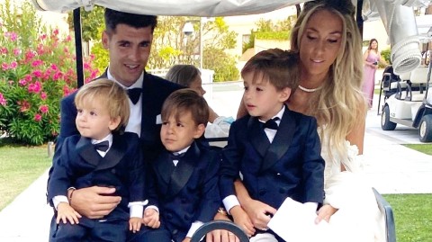 莫拉蒂威尼斯重忆婚礼 五周年纪念携子再誓永恒