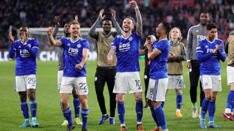 历史性逆转！莱斯特城绝杀埃因霍温首度挺进欧战四强