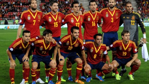 世界第一法国登顶后首战遇阻，欧预赛遭瑞典顽强逼平