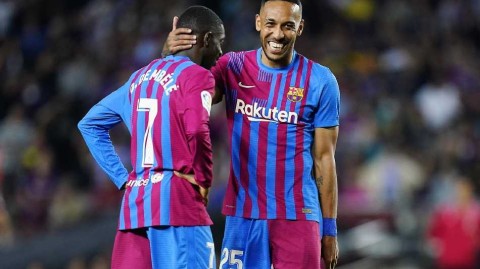 红蓝军势如破竹斩获胜利，诺坎普之夜激情四溢