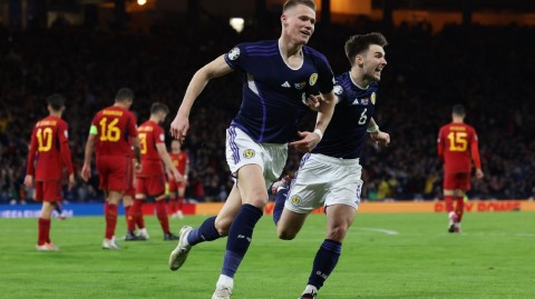 苏格兰巨人震撼格拉斯哥 麦克托米奈双响击落斗牛士军团