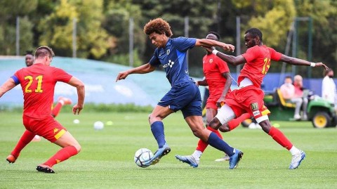 巴黎FC vs 勒芒：疫情下的绿茵重逢，一场充满生机的夏日对话