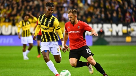 荷兰之夜的激情对垒：维特斯与雷恩的欧协联进球大战