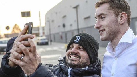 瑞典天才驾临都灵：库卢塞夫斯基尤文体检日，球迷热情点燃J Medical