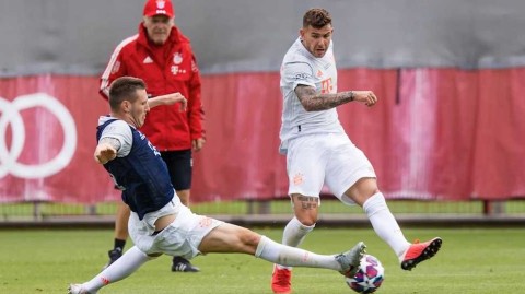 拜仁慕尼黑备战欧冠复赛 全新客场战袍惊艳亮相