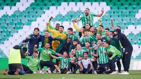 国王杯绿白大战燃情之夜 贝蒂斯力擒同城死敌晋级八强