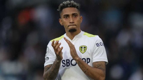 巴西飞翼的诺坎普之梦 拉菲尼亚转会风波背后的执着选择