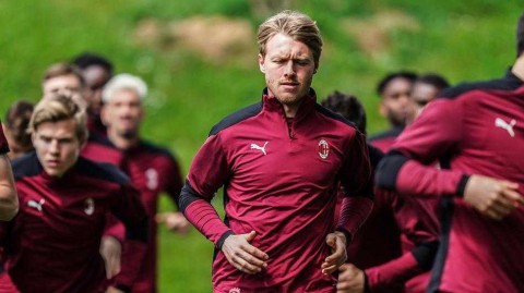 红黑军团枕戈待旦 米兰内洛基地备战冲刺