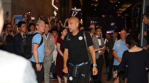 蓝月亮的夏日夜宴：曼城香港大胜杰志，点燃绿茵激情