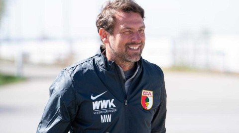 归来与救赎：魏因齐尔的首堂训练课，奥格斯堡的保级希望从这天开始