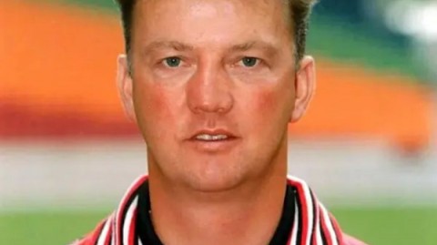 英超争冠格局再洗牌：曼城1-0小胜伯恩利，时隔244天重返榜首