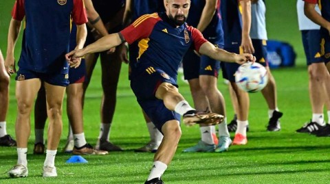 斗牛士军团卡塔尔最后备战 卡瓦哈尔训练场展大师脚法