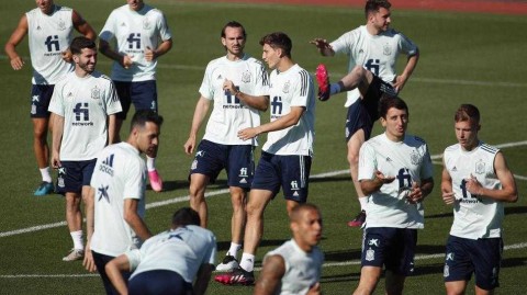 斗牛士军团静待克罗地亚 西班牙国家队马德里备战影像志