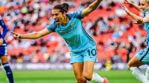 蓝月十年的荣耀密码：从9320奇迹到百分王朝