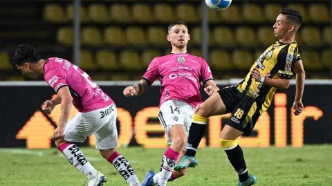 委内瑞拉之夜：塔赤雷主场憾负约森独立，止步南美俱乐部杯八强