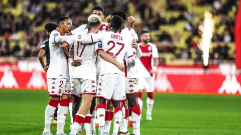 法甲烽火摩纳哥力克布雷斯特戈洛温惊天远射一锤定音