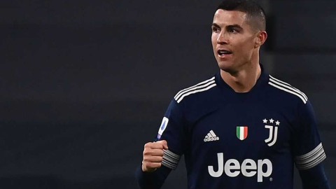 传奇永不谢幕：C罗补时一击，铸就五大联赛十五载荣耀丰碑