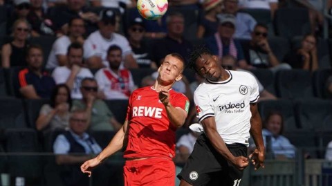 德甲激战：法兰克福与科隆握手言和