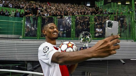 欧冠神奇夜：阿莱“大四喜”闪耀里斯本，阿贾克斯客场五球狂胜葡萄牙体育