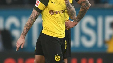 德甲惊魂夜：池东沅闪耀梅开二度，罗伊斯复出难救主，多特蒙德客战爆冷落败