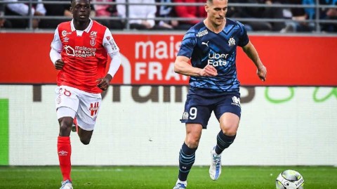 法甲烽烟再起 马赛一锤定音客胜兰斯