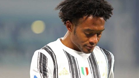 尤文图斯主场惨败佛罗伦萨，遭遇赛季首败，争冠之路亮起红灯