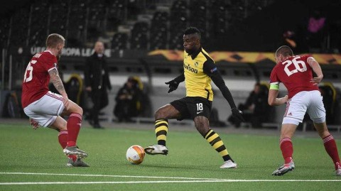 欧联杯激战：伯尔尼年轻人主场完胜索菲亚中央陆军