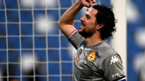 绿茵激战难分伯仲 萨索洛热那亚握手言和