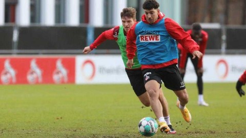 科隆深冬的保级曙光：一组照片背后的生死备战